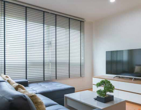 Mẫu rèm cửa sổ căn hộ chung cư đẹp hiện đại